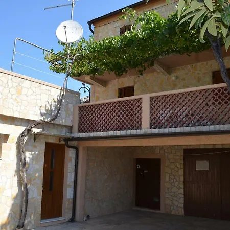 Apartment Garina